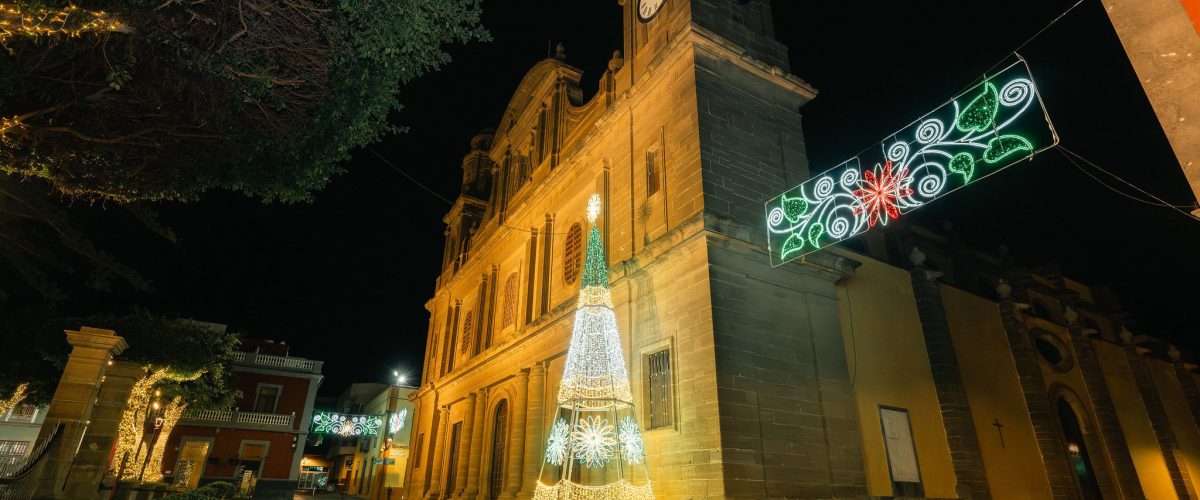 Frontis del Templo Santuario de Santiago Apóstol