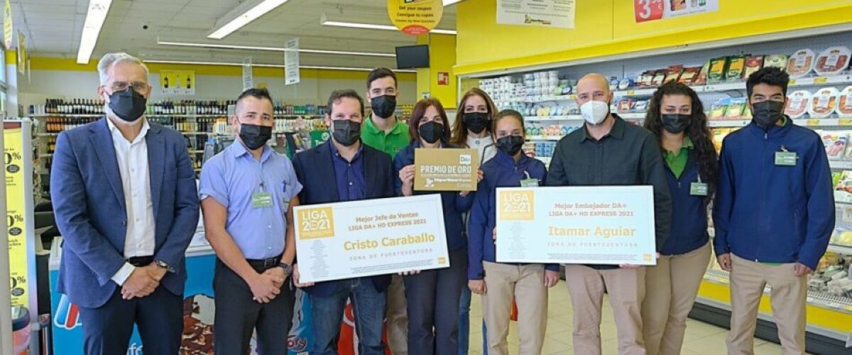 HiperDino entrega los Premios DA a la Excelencia en la Atencion al Cliente a sus equipos de tienda