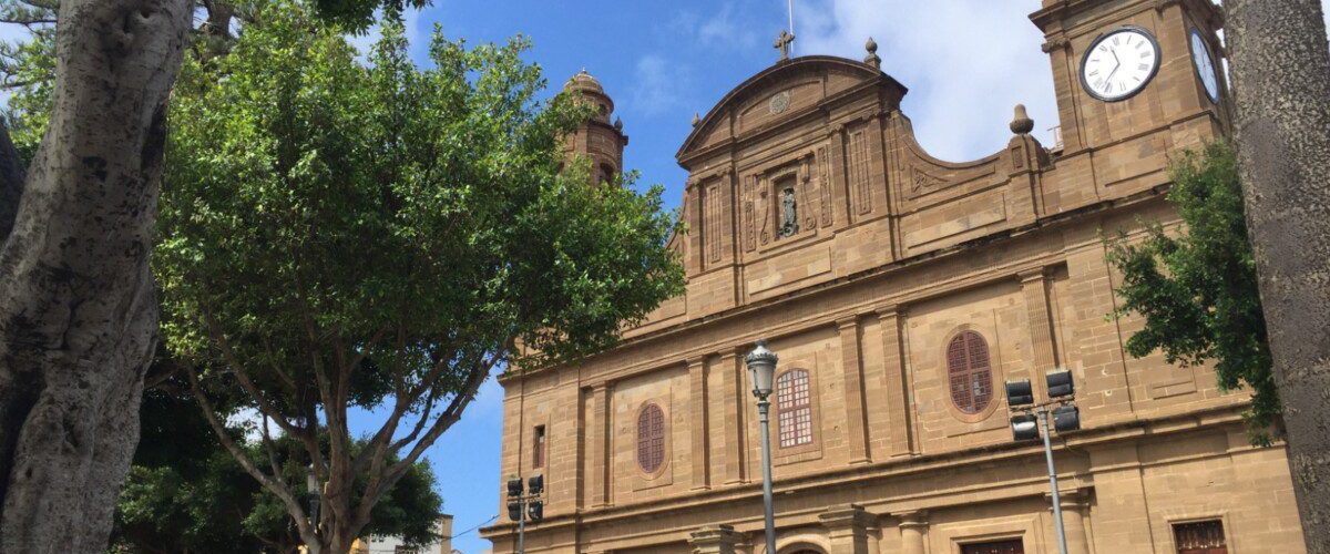 Iglesia de Santiago