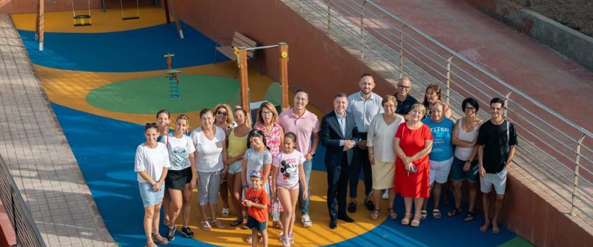 Inauguracion del parque infantil de La Furnia