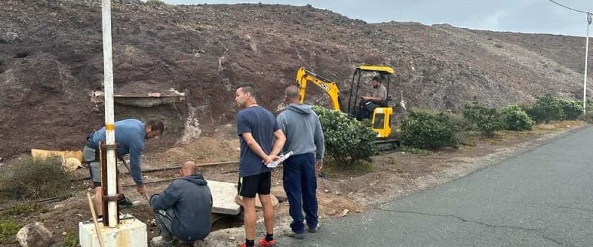 Inicio de las obras de instalacion de fibra optica en El Faro y Barranquillo del Vino 1