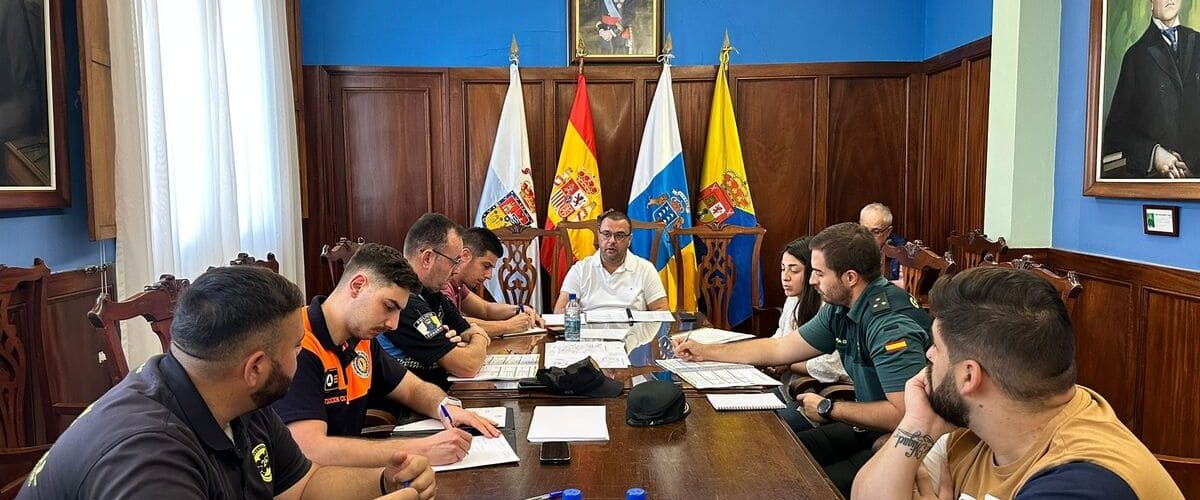 La Junta de Seguridad Local se celebro en el salon de plenos de las Casas Consistoriales