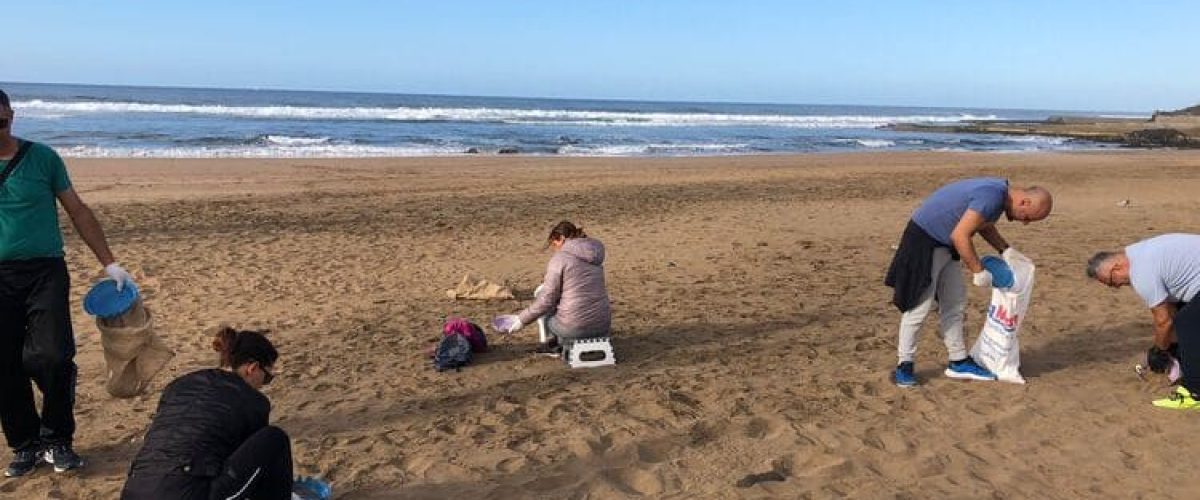 Limpieza en la playa de Bocabarranco 1