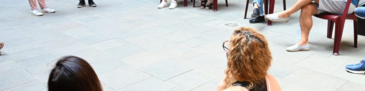 Los talleres de monólogos con brunch se celebraron en el patio central de la Casa de la Cultura (1)