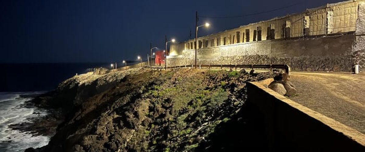 Nuevas luminarias en El Camino del Fronton 1