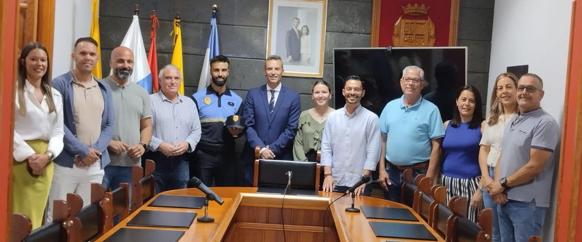 Nuevo policía La Aldea