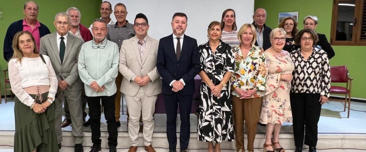 Presentacion de la nueva Junta Directiva del Club del Mayor con Teodoro Sosa Antonio Maria Benitez Angela Diaz y Dolores Delgado al frente 2