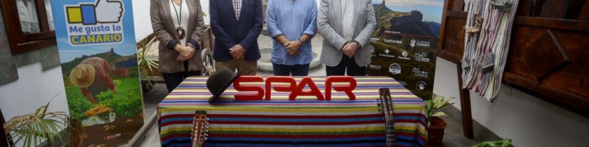 SPAR Gran Canaria y la Fundacion Ochosilabas tras la firma del convenio scaled
