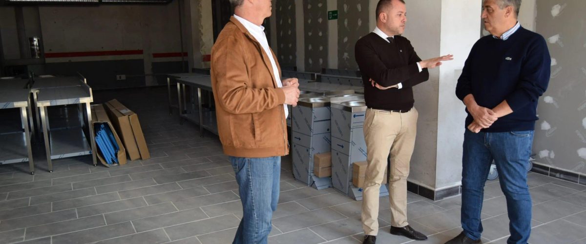 Teodoro Sosa Juan Diaz y Tine Martin en su visita en octubre a las obras del Centro de Formacion Municipal