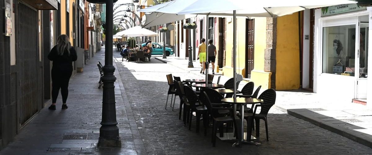 Terrazas en la calle Capitán Quesada