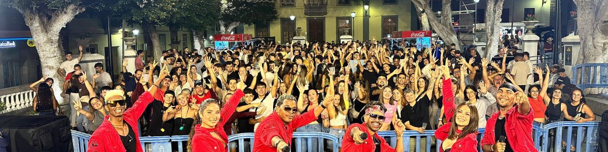 Un momento de la celebración del Unifest el viernes por la noche en la Plaza Grande