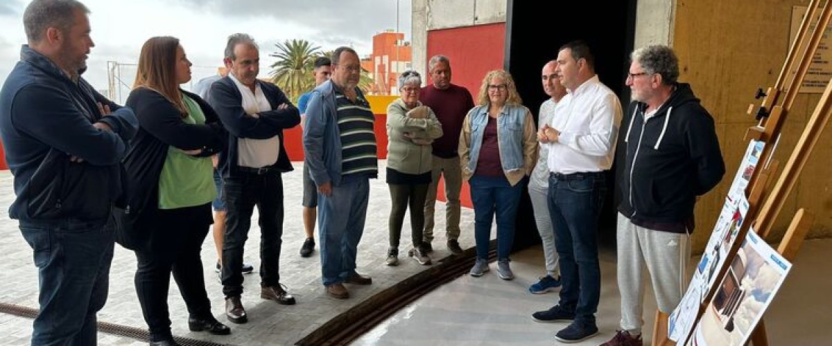 Un momento de la presentacion de la segunda fase del proyecto del Centro Civico Deportivo La Atalaya. 1