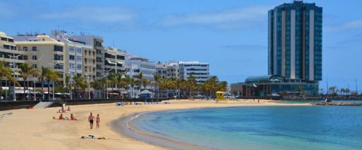 playa del reducto en arrecife lanzarote canarias 81105 xl