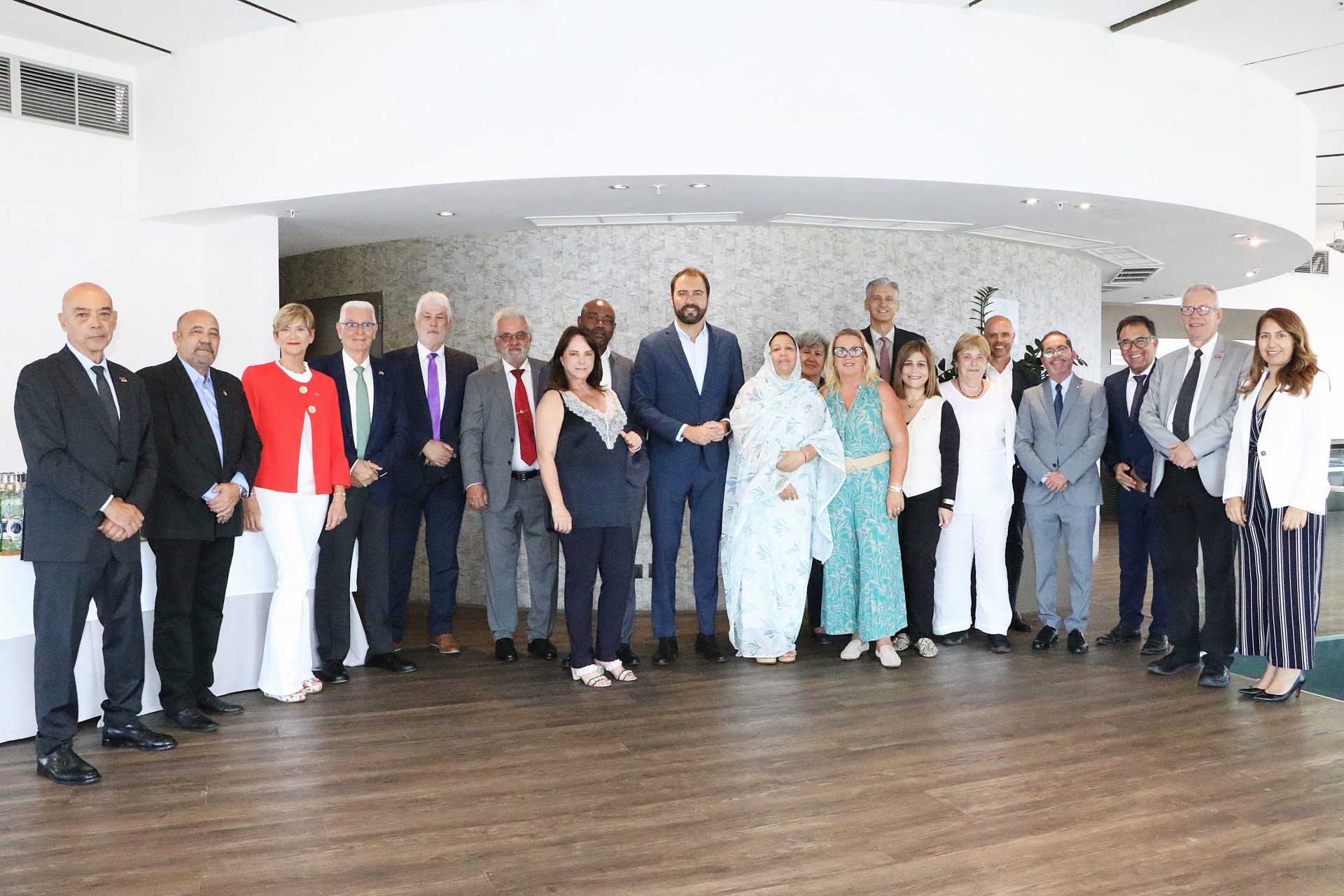 Gráfica Cuerpo Consular Las Palmas con la Zona Franca - NorteGranCanaria -