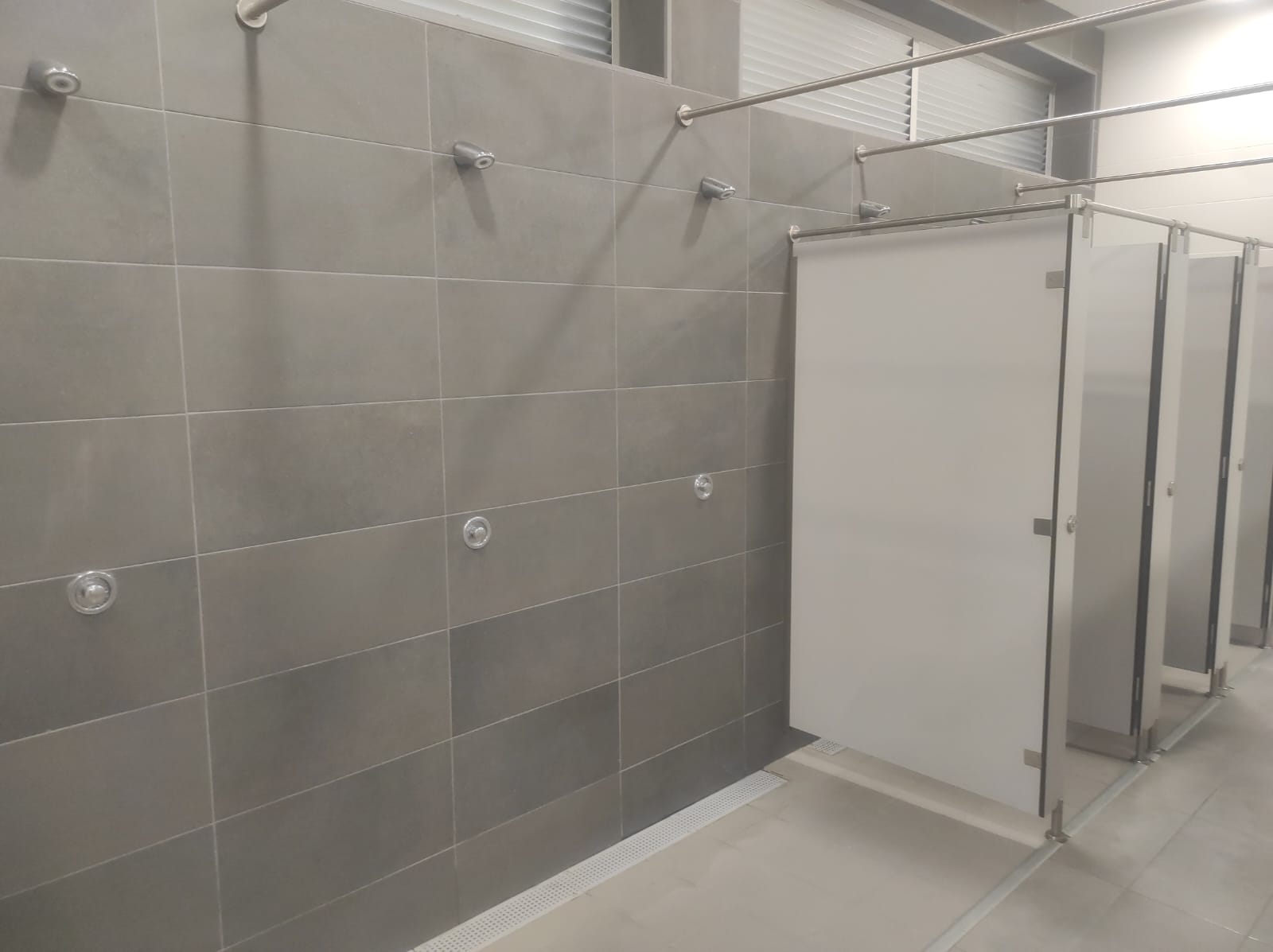 DUCHAS-PISCINA-MUNICIPAL-TEROR - NorteGranCanaria -