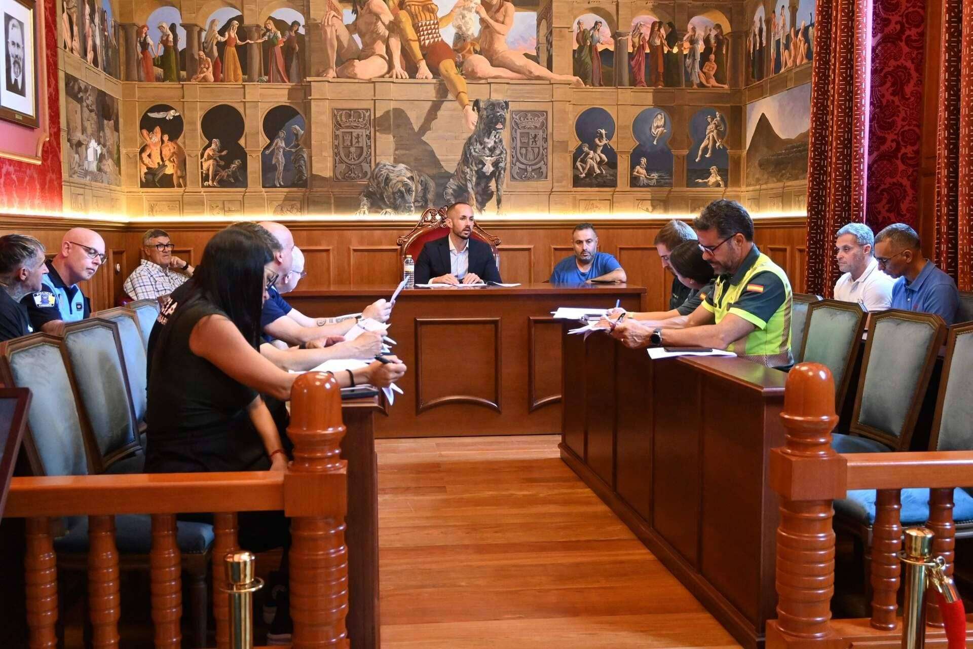 Mesa de Coordinación y Seguridad de las Fiestas de Navidad y Carnaval de Gáldar 1 - NorteGranCanaria -