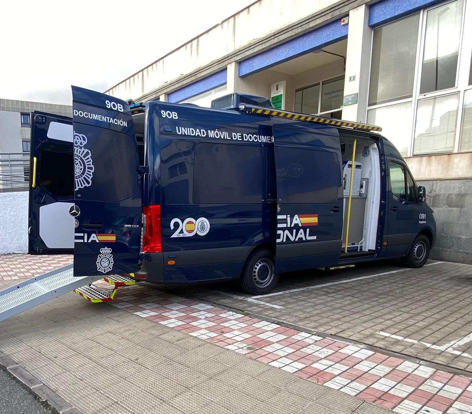 unidad movil Policia Nacional - NorteGranCanaria -