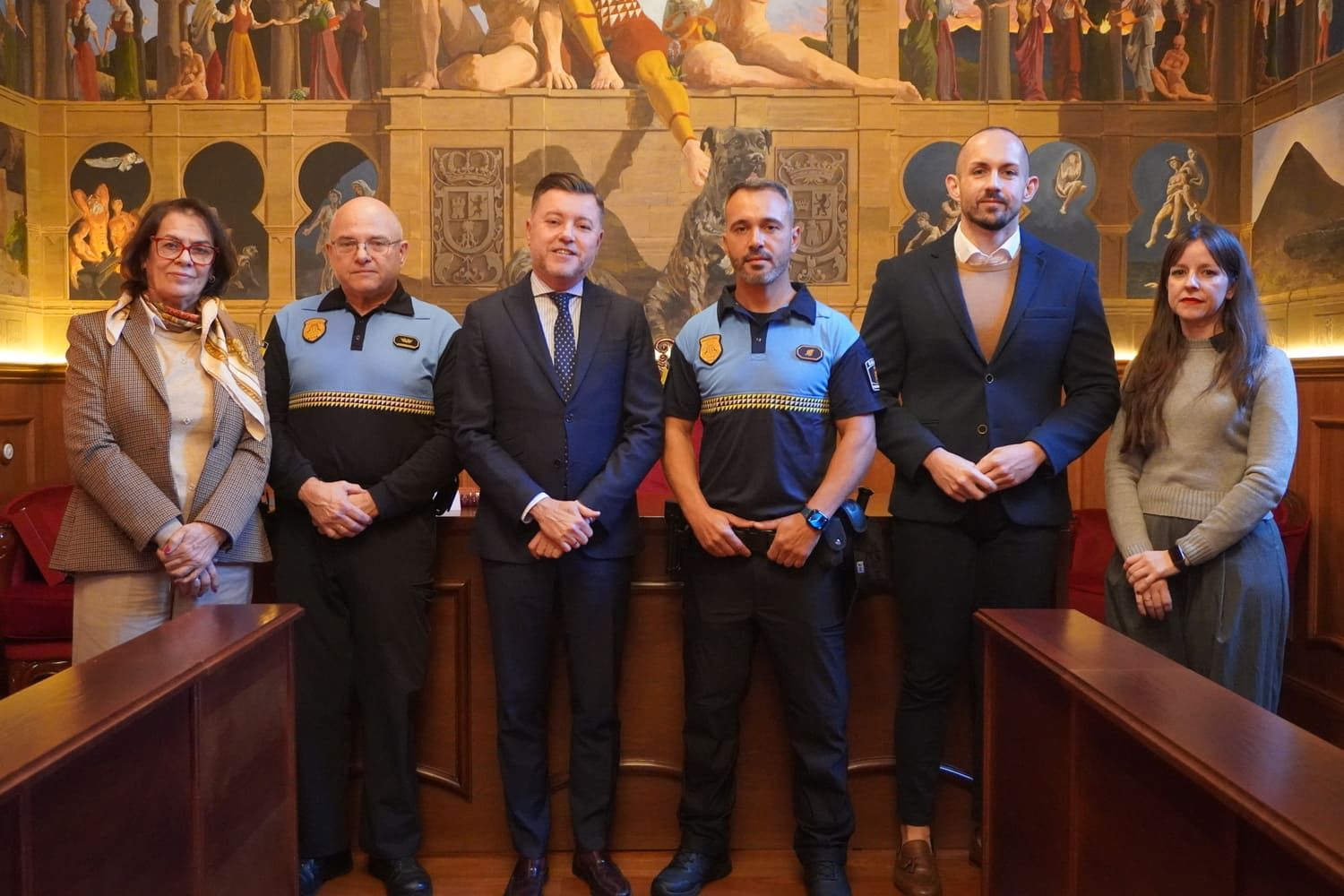 Santiago Alexandro Mendoza González toma posesión como agente de la Policía Local de Gáldar