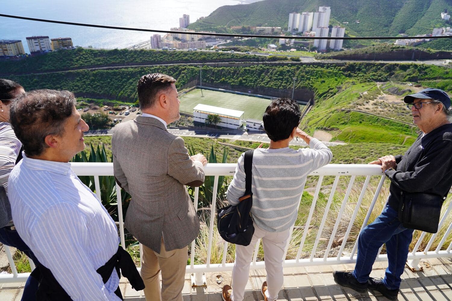 Primero Canarias pide más dotaciones y más disponibilidad vecinal de las instalaciones públicas en El Lasso