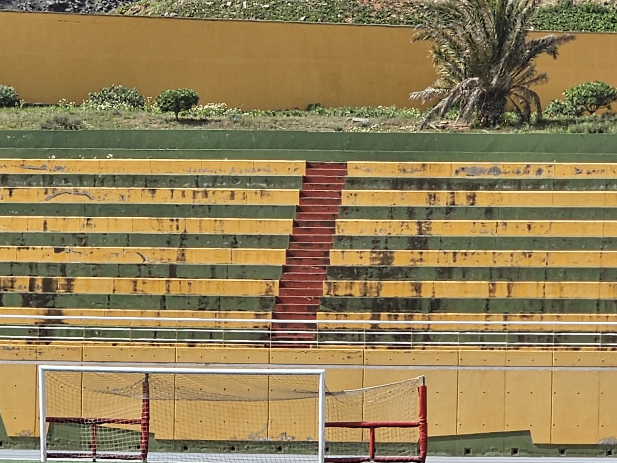 La Ciudad Deportiva inacabada: de proyecto socialista referente a símbolo de abandono institucional por parte del BNR
