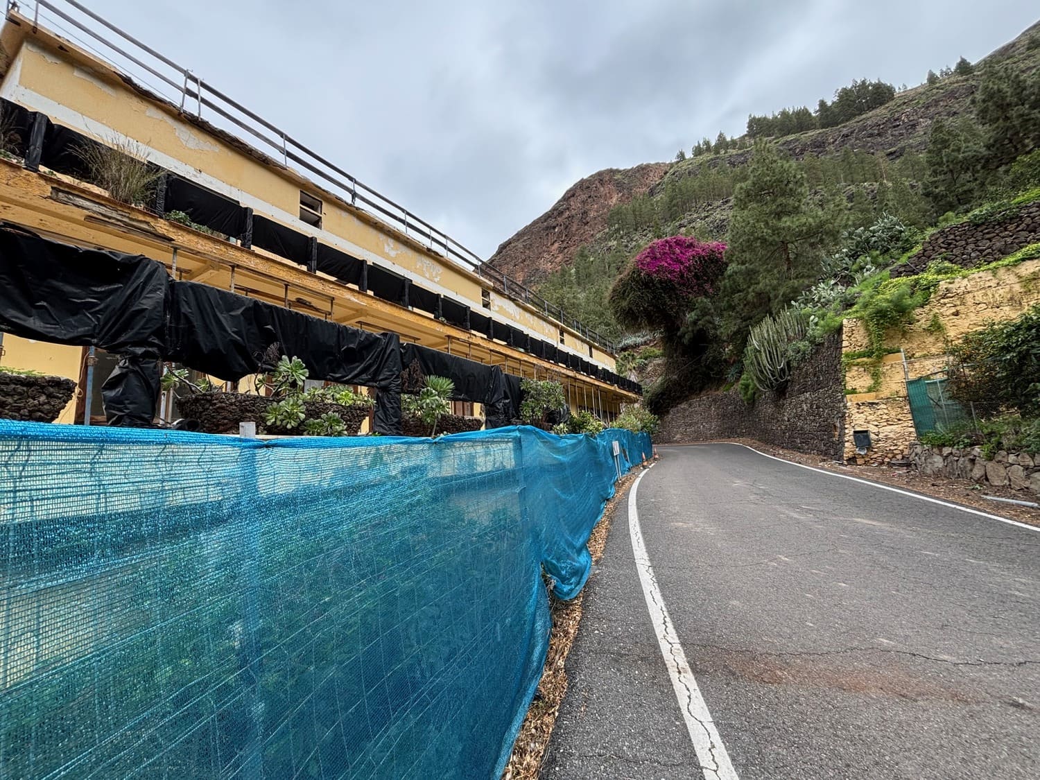 Comienzan las obras de rehabilitación del emblemático hotel Princesa Guayarmina en el Valle de Agaete