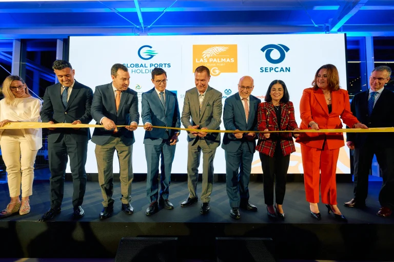 Inauguración Estación Cruceros