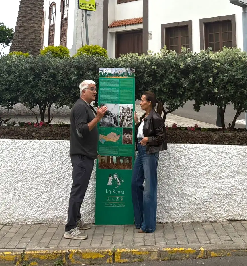 Carteleria La Rama Valentín Barroso María Del Carmen Rosario2