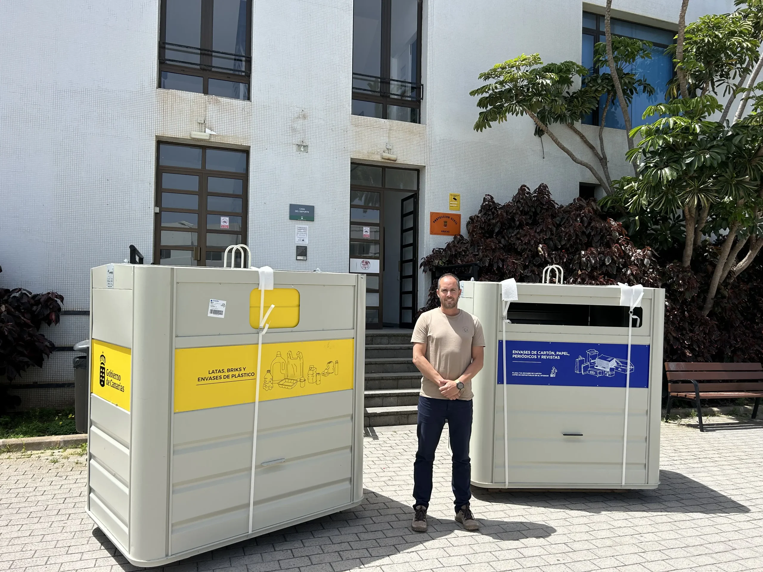 Arucas incorpora 25 contenedores para impulsar la recogida selectiva de envases