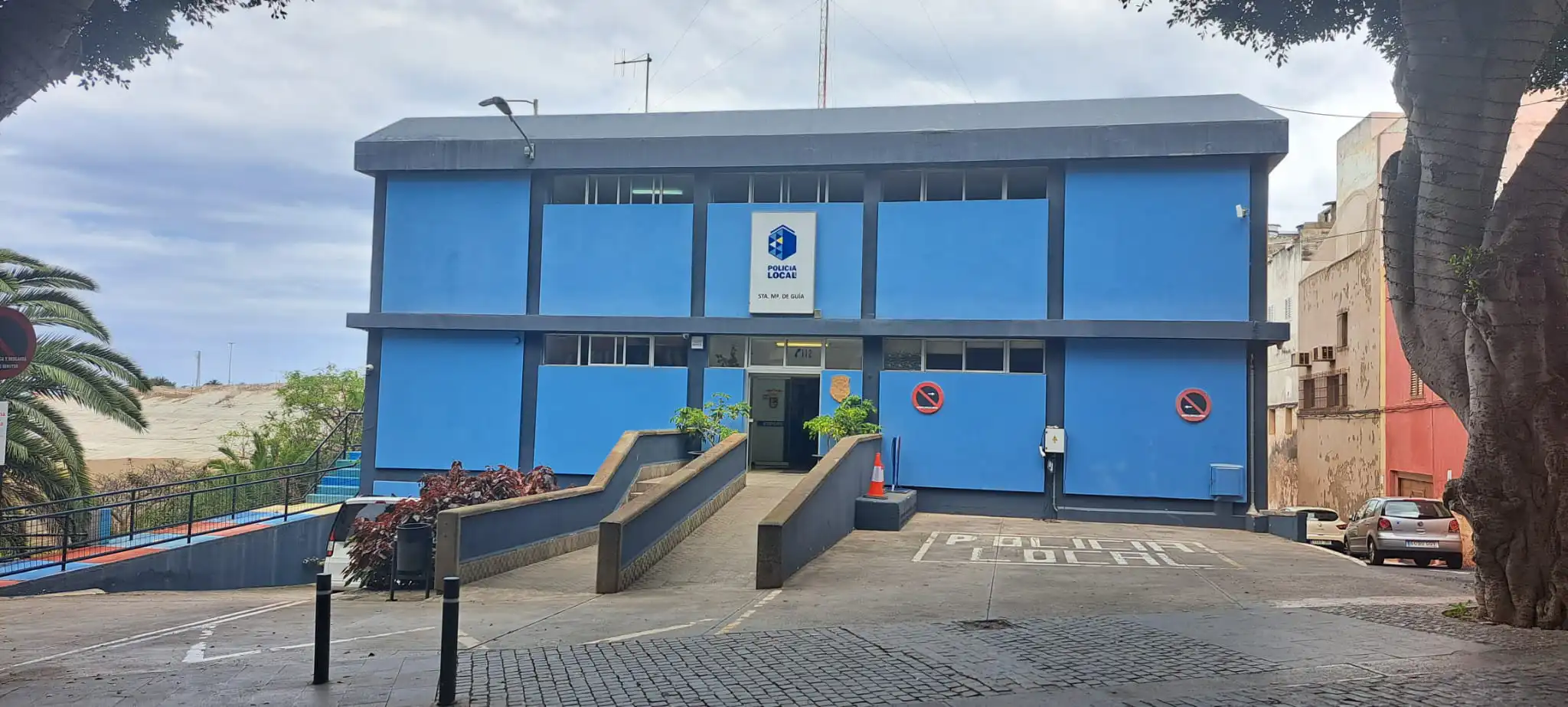 Jefatura De La Policía Local De Guía