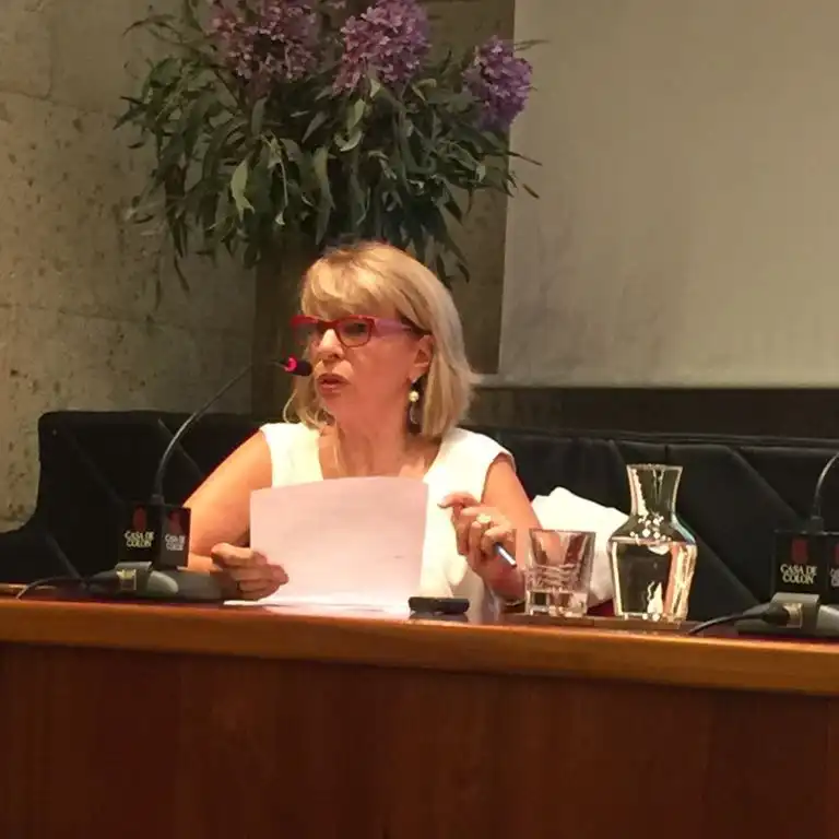 La Autora Purificación Santana Pérez