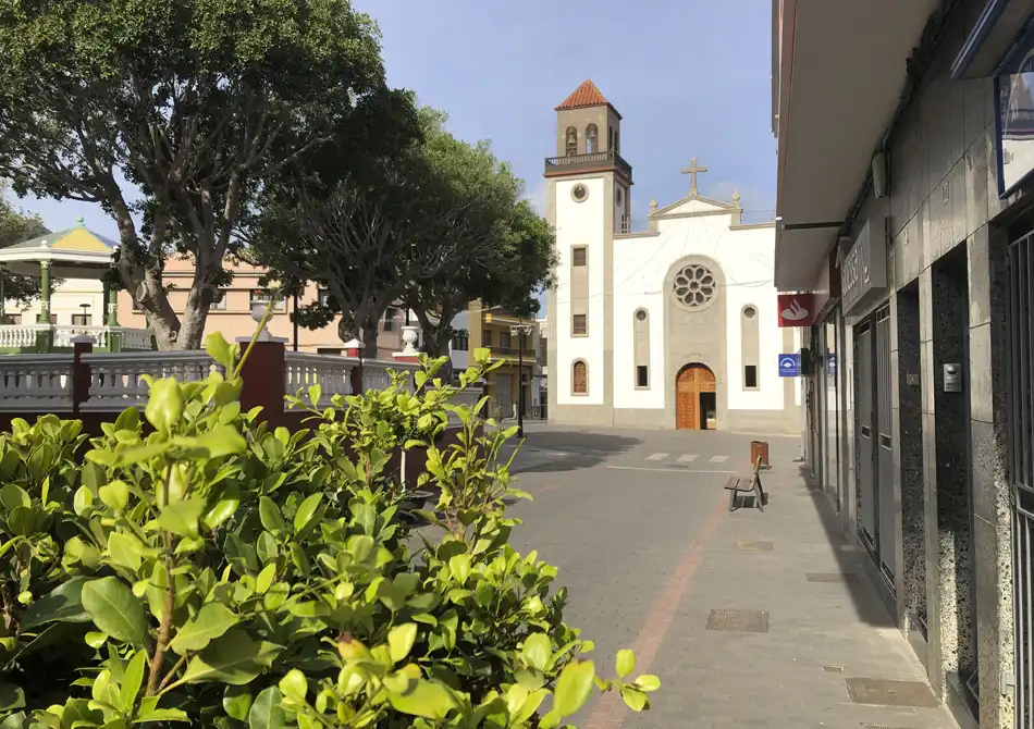 La Aldea de San Nicolás impulsa la renovación de la Placita Galo Ponte con una nueva licitación de obras