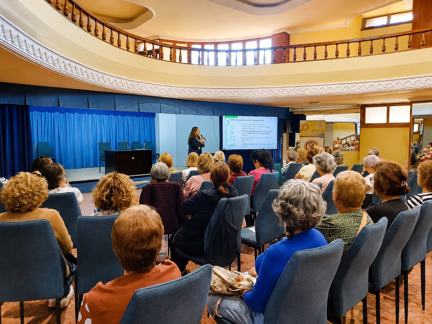 Charla De La Aecc En El Casino