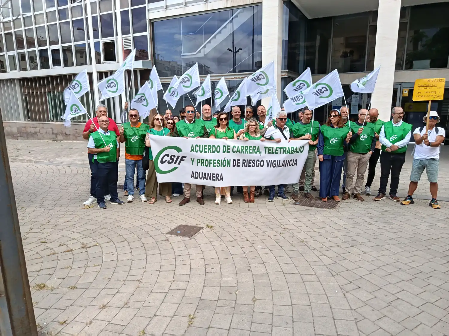 Paro parcial CSIF ante la AEAT Las Palmas de GC