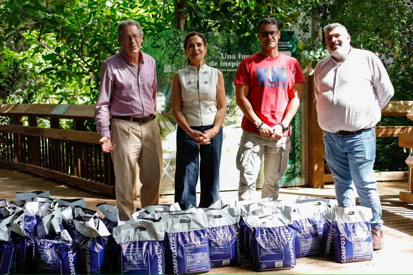 El Huerto de las Flores enriquece su suelo con la donación de 2.000 kilos de Compost G+