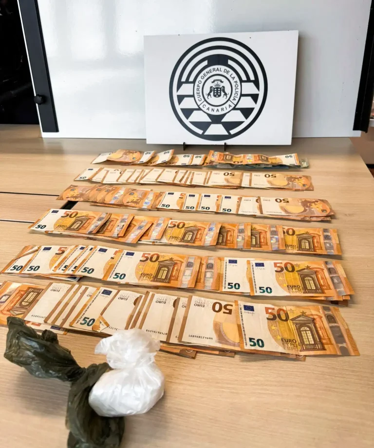La Policía Autonómica Detiene A Un Hombre En Gran Canaria Con 72 Gramos De Cocaína Ocultos En Su Vehículo Y 5.000 Euros En Efectivo