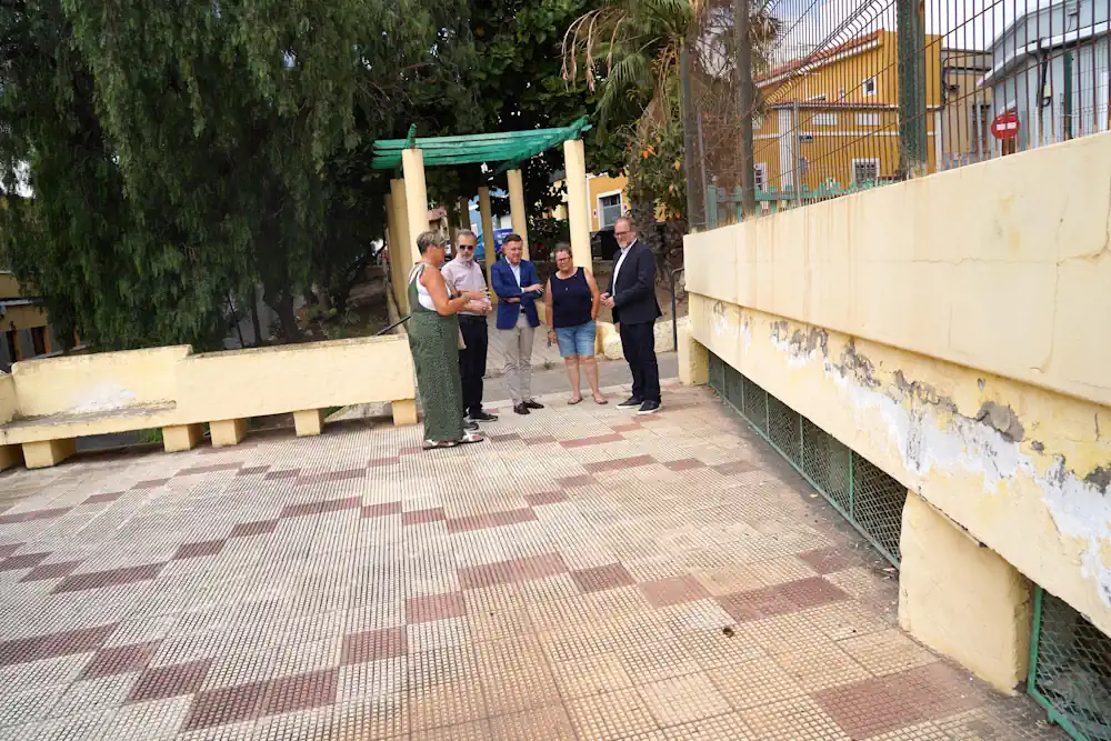 Primero Canarias cumple sus compromisos con Los Tarahales y continúa impulsando mejoras para el barrio