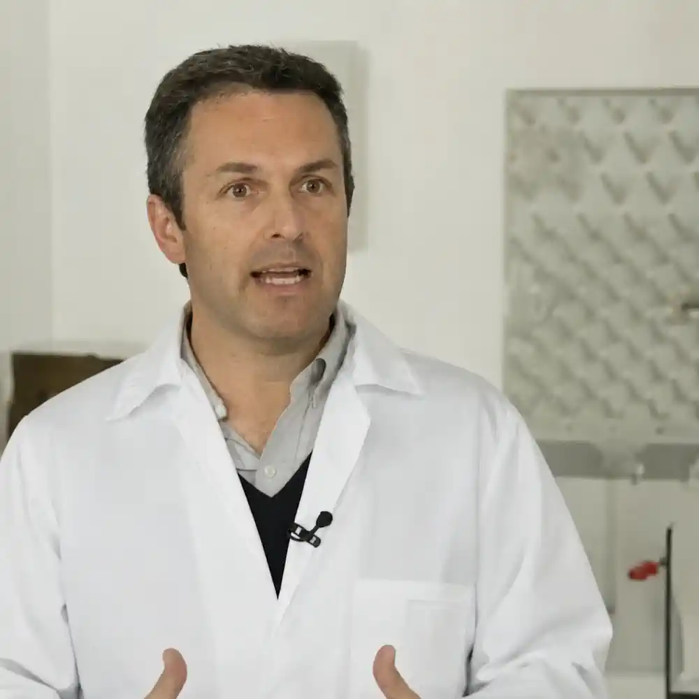 Dr. Dionisio Llv