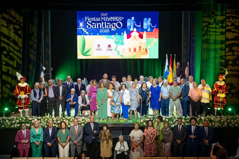 Foto De Familia Entrega Pintaderas De Oro 2026