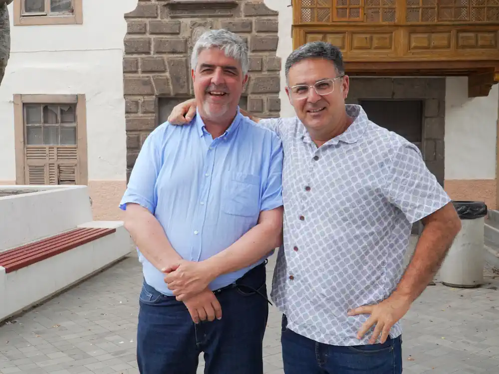 Sergio Aguiar, A La Izquierda De La Imagen, Y Javier Estévez, Pregonarán Este Viernes Las Fiestas De La Virgen De Guía 2026
