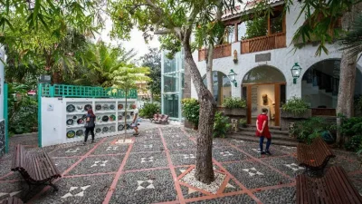 La Casa-Museo Antonio Padrón organiza el proceso de mediación artística ‘A medias con Padrón. Dos fotos, un cuerpo’