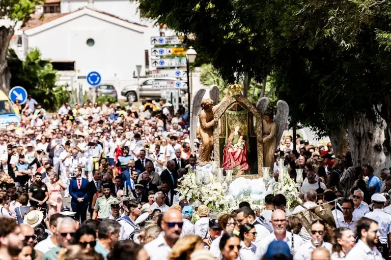 Procesión 4
