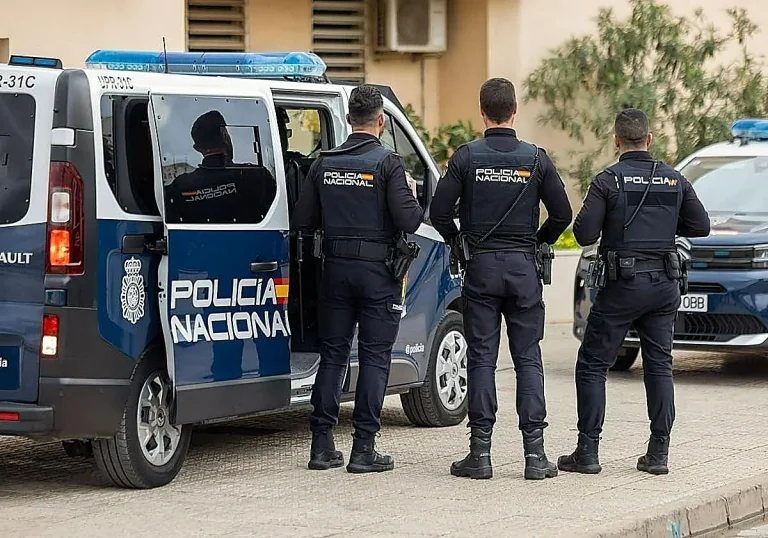 Patrulla De La Policia Nacional En Las Palmas