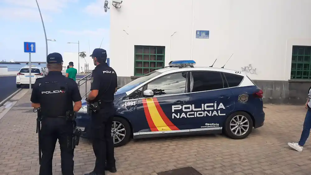 Policia Nacional En Arrecife
