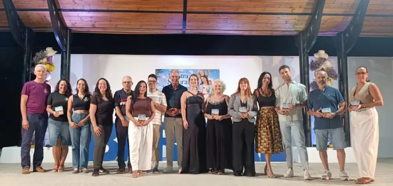 Reconocimiento A Quienes Hacen De Barrial Una Comunidad Siempreviva