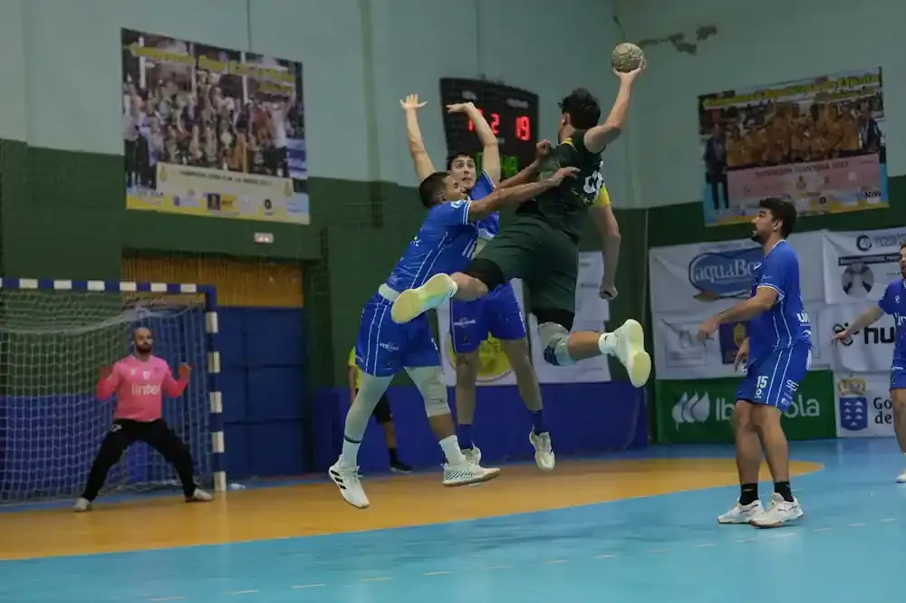 MMT FEST Balonmano Galdar Gran Canaria frente al Teucro Lintel