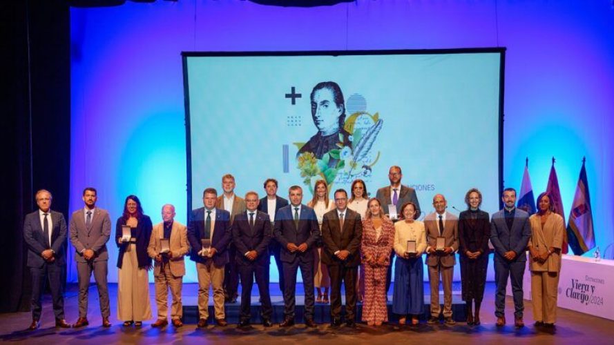 08_distinciones-Viera-Clavijo20-777x437