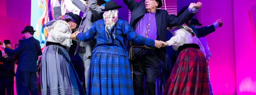 Actuación de la Agrupación Folclórica Farallón de Tábata