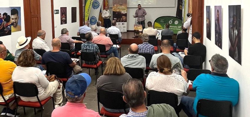 Ancor Bolaños concejal de Deportes durante la presentación del Rally Comarca Norte