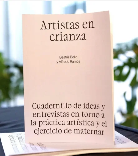 Artistas en crianza
