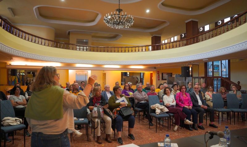 Asistentes a las jornadas de asociaciones celebrada en Gáldar
